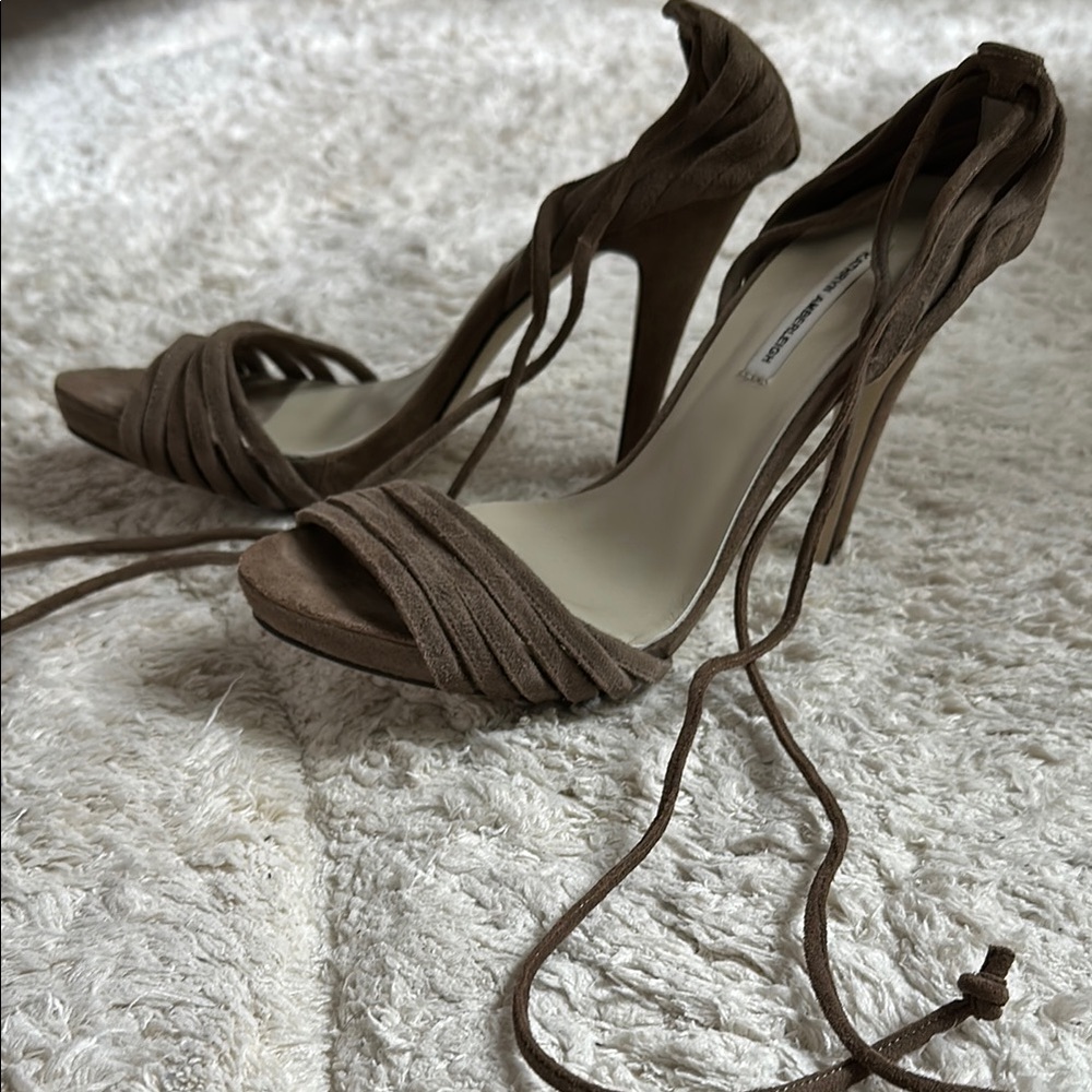 Chic Brown Suede Heels